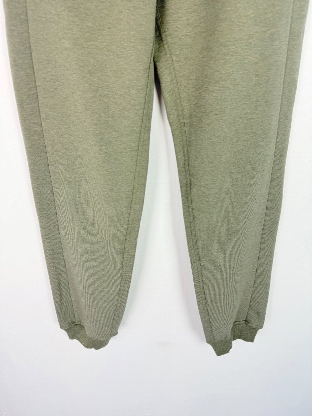 Vitality Studio Jogger Sweatpants Matcha Marl Green Size XS $82 EUC - Picture 4 of 11